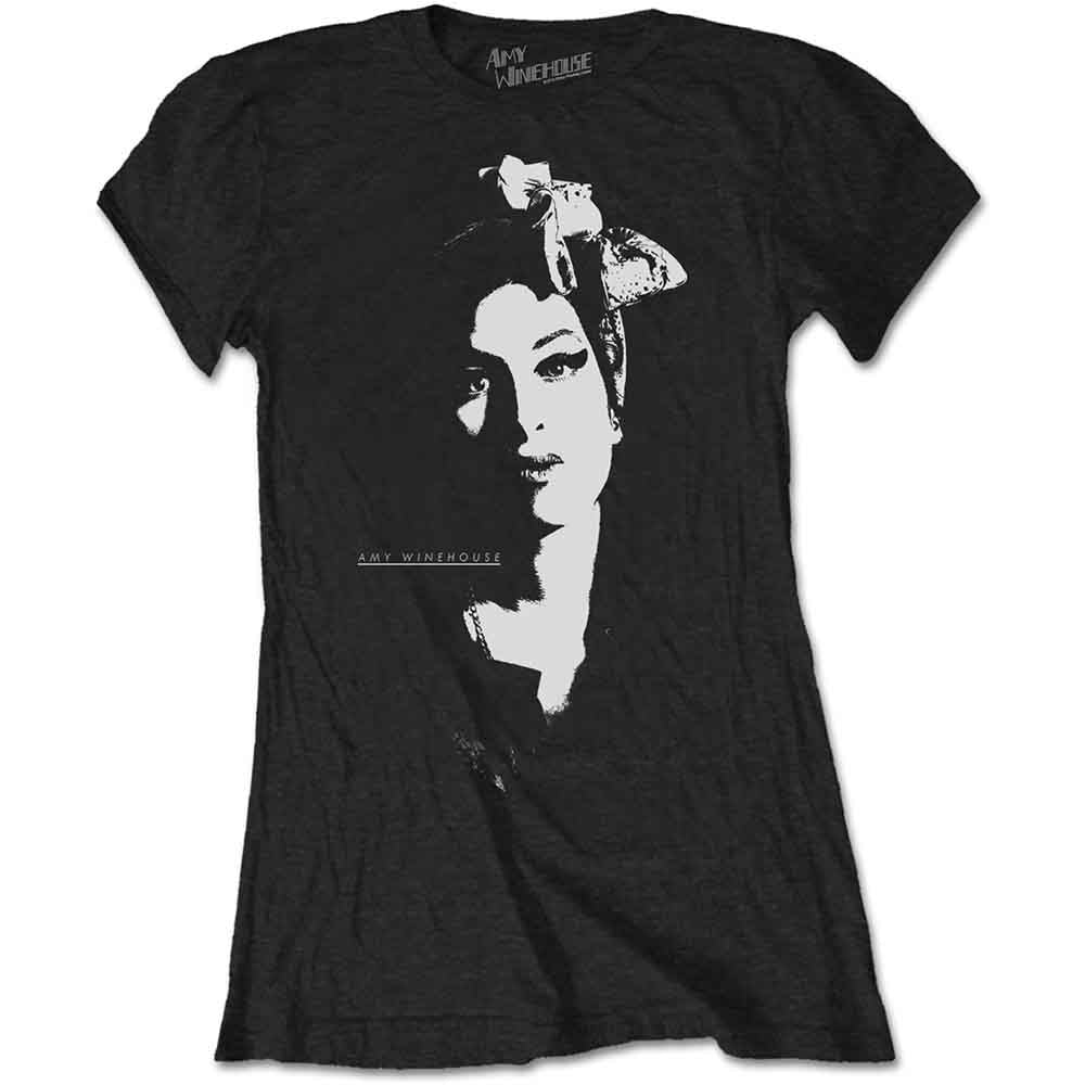 Amy Winehouse - Scarf Portrait - T-Shirt