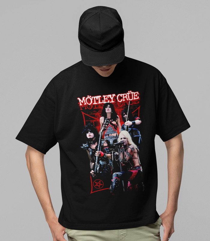 Motley Crue - Live Jumbo Print T - Black